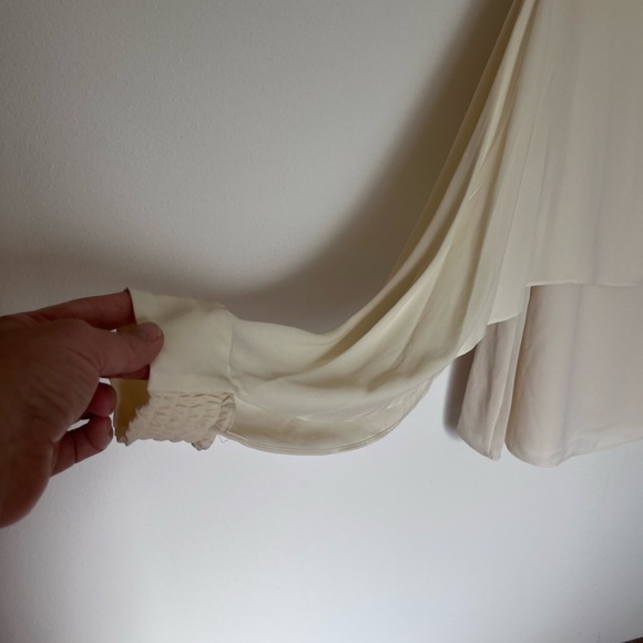 DKNY beige/cream blouse - Picture 2 of 6